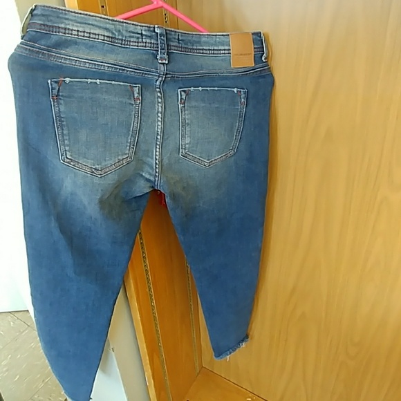 Zara Jeans - Picture 2 of 2